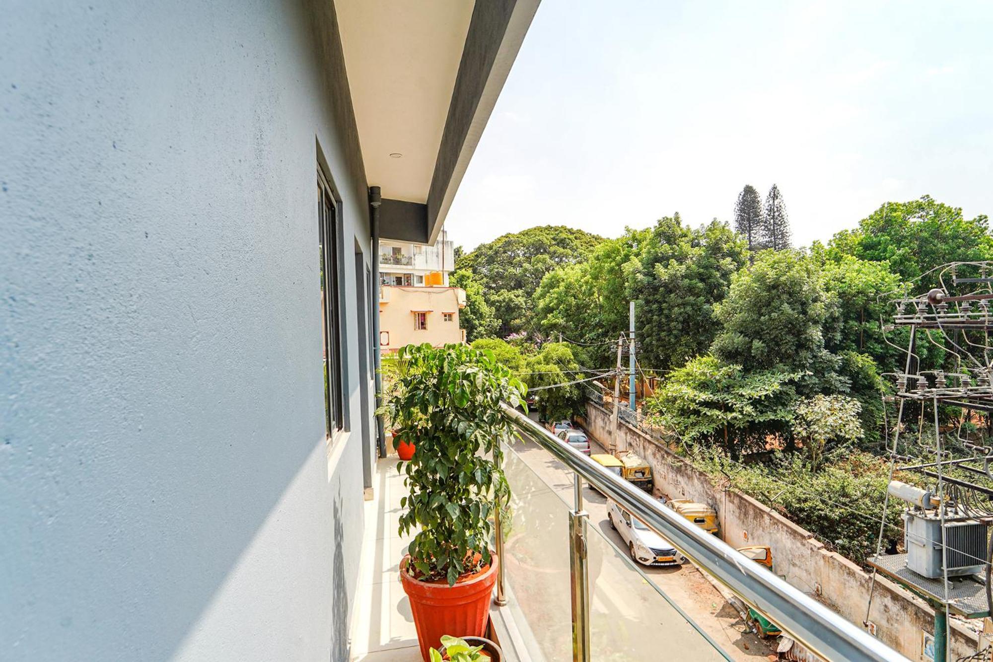 Fabhotel Metro Suites - Nr Esi Hospital Bangalore Dış mekan fotoğraf